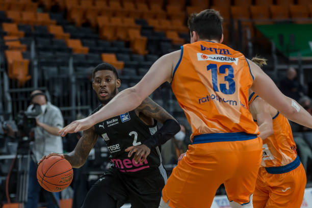 76人本赛 76人本赛