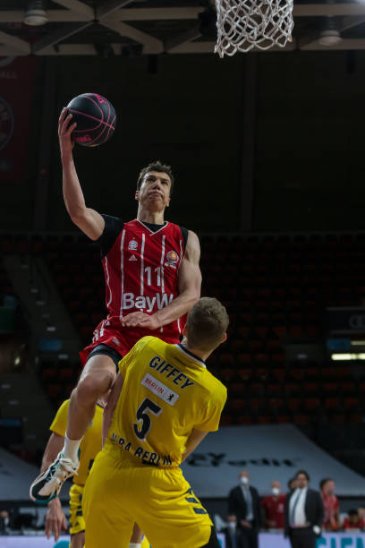 在比赛中展 在比赛中展